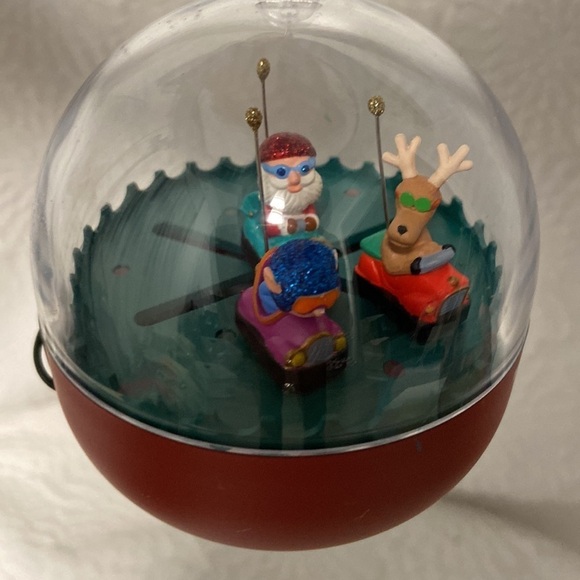 1991 Hallmark Ornament Kringles Bumper Cars Magic Blinking Lights and Motion - Picture 7 of 15